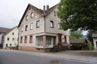 Haus kaufen in 72270 Baiersbronn, Charmantes Dreifamilienhaus mit Laden und weitläufigem Grundstück im schönen Baiersbronner Oberdorf