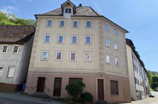 Mehrfamilienhaus kaufen in 72172 Sulz am Neckar, Mehrfamilienhaus in zentraler Lage im Herzen von Sulz