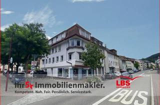 Haus kaufen in 78713 Schramberg, 3-Familienhaus m. Ladengeschäft-Ideal als Kapitalanlage