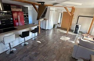 Wohnung kaufen in 04463 Großpösna, Große Erdgeschosswohnung in einem Zweifamilienhaus nähe Störmthaler See