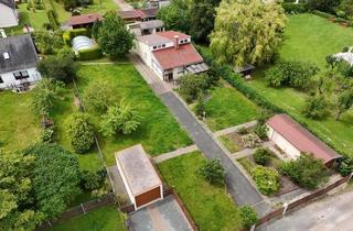 Haus kaufen in Heckenweg, 08412 Werdau, Leubnitz-Forst, kleines Haus mit Wintergarten und Pool; Neubau möglich