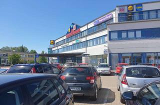 Büro zu mieten in Platz Der Freundschaft 14, 18273 Güstrow, Friseur oder Backshop in Güstrow Südstadt