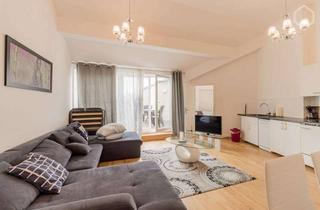 Immobilie mieten in Torstraße 156, 10115 Mitte, Penthouse-Dachgeschoss mit Terrasse - Gemütlich, charmant auf Zeit im Zentrum von Berlin-Mitte