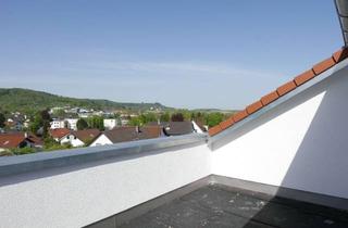 Wohnung kaufen in 71573 Allmersbach, Große 4-Zimmer-Dachwohnung mit Dachterrasse
