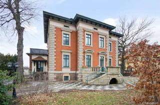 Villa kaufen in 01445 Radebeul, Fabrikantenvilla auf parkähnlichem Grundstück in Radebeul