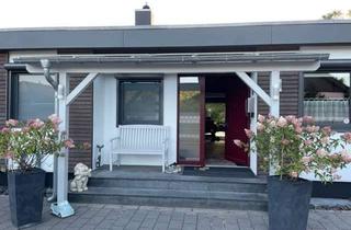 Haus kaufen in 21465 Reinbek, Willkommen im neuen Zuhause: Traumhafter Bungalow auf idyllischem Grundstück