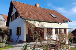 Haus kaufen in 95517 Emtmannsberg, Ihr Platz an der Sonne160 m² mit ELW - wie neu gebautTop Ausstattung und toller Garten