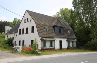 Haus kaufen in 08304 Schönheide, Großes Wohnhaus im Erzgebirge mit schöner Aussicht