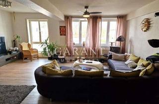 Wohnung kaufen in 88410 Bad Wurzach, Großzügige 3 Zimmer-Wohnung in zentraler Lage von Bad Wurzach.