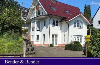 Haus kaufen in 51643 Gummersbach, Top Lage! Lichtdurchflutetes Stadthaus - Wohnen und Arbeiten unter einem Dach in Gummersbach!