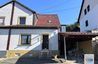 Haus kaufen in 66333 Völklingen, Schönes 1-2 Familienhaus mit Garten, Garage und Carport in Völklingen- Lauterbach