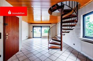 Wohnung kaufen in 63322 Rödermark, Rödermark-Urberach: Helle Maisonettewohnung mit vier Balkonen & PKW-Tiefgaragenplatz!