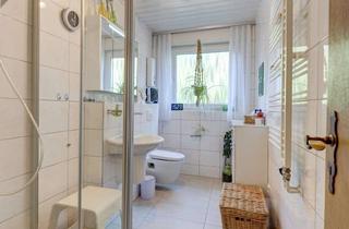 Wohnung kaufen in 65474 Bischofsheim, 3-Zimmer-ETW mit Tageslichtbad, Kfz-Stellplatz und großem Keller im Hochparterre für jung und alt