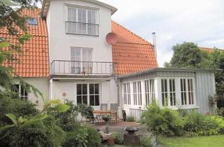 Villa kaufen in 21335 Lüneburg, TRAUMHAFTE VILLA - IN RUHIGER ANLIEGERSTRASSE