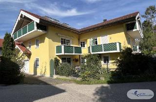 Wohnung kaufen in 83209 Prien am Chiemsee, Sanierte 3-Zimmerwohnung mit Balkon und zwei Bädern in zentrumsnaher Lage