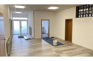 Büro zu mieten in 55270 Zornheim, Mayence-Immobilien: Individuell gestaltbare Bürofläche mit großer Lagerfläche!!