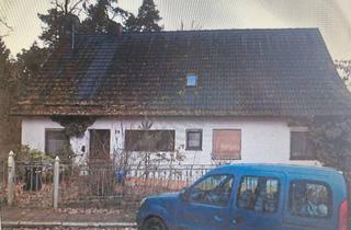 Einfamilienhaus kaufen in Hildebrandstraße 22, 90592 Schwarzenbruck, Romantisch gelegenes Einfamilienhaus in sehr schöner, grüner Lage in Lindelburg
