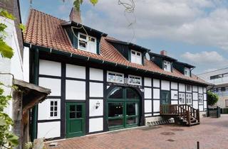 Haus kaufen in 32361 Preußisch Oldendorf, Zwei hochwertig sanierte Fachwerkhäuser mit 5 Wohnungen und Restaurant!