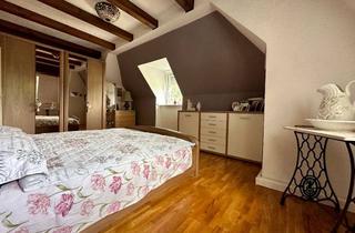 Wohnung kaufen in 58762 Altena, Traumhafte Dachgeschoss-Maisonettewohnung mit Blick auf die Burg Altena!