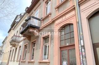 Haus kaufen in 79098 Altstadt, Freiburg-Altstadt ++ Denkmalgeschützes MFH in der Belfortstraße (teilsaniert)
