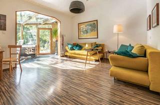 Immobilie mieten in 65232 Taunusstein, 2, 5 Zi. Einliegerwohnung, Wintergarten, WoKü, Wannenbad, Gäste-WC, Terrasse u. gr. Gartenanteil ...