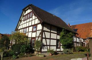Haus kaufen in 31840 Hessisch Oldendorf, Geräumiges Fachwerkhaus mit großer Scheune *VON PRIVAT*