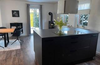 Doppelhaushälfte kaufen in Lüneburger Str., 21423 Winsen, Wohnung wie eine Doppelhaushälfte mit großem Garten