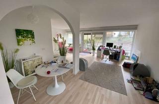 Wohnung kaufen in 61440 Oberursel (Taunus), Weitläufige Wohnung mit großzügigem Balkon und Gartenmitnutzung