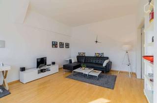 Immobilie mieten in Meyerheimstraße 17, 10439 Prenzlauer Berg, Ruhiges Dachgeschoss mit 2 Zimmern Nähe Helmholtzplatz