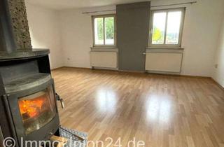Haus kaufen in 90607 Rückersdorf, 490.000,- für 3 - Fam.- Haus mit freier EG Wohnung in gesuchter Lage von Rückersdorf