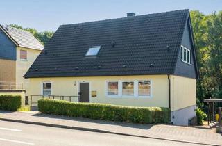 Haus kaufen in 51515 Kürten, Kürten-Dürscheid: Großes Fertighaus in guter Lage
