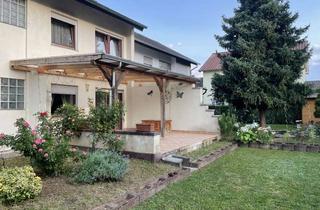 Doppelhaushälfte kaufen in Karlstr., 77933 Lahr/Schwarzwald, Charmante Doppelhaushälfte mit schönem Garten