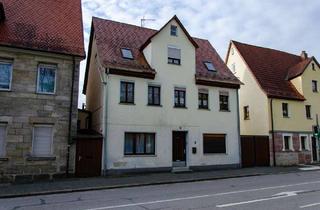 Haus kaufen in 91217 Hersbruck, ++1 Wohnung frei++ Dreifamilienwohnhaus in zentraler Lage von Hersbruck