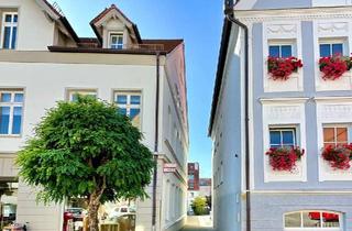 Loft kaufen in 86316 Friedberg, Loft-ähnliche 2 ZKB mit großzügigem Grundriss, helle Räume in der Friedberger Altstadt