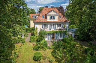 Villa kaufen in 82166 Gräfelfing, Historische, denkmalgeschützte Villa zur Renovierung