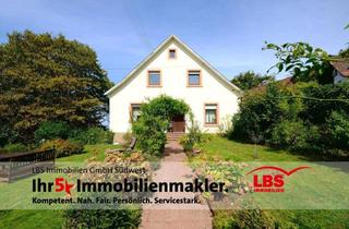 Haus kaufen in 76530 Ebersteinburg, Altbaucharme im Herzen von Ebersteinburg!