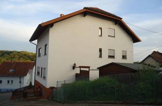 Haus kaufen in 66578 Schiffweiler, Ruhig gelegenes freist. 2 FH mit viel Platz in tollem Zustand