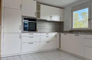 Wohnung kaufen in Wettelbrunner Straße 27, 79219 Staufen im Breisgau, ...ganz oben - bezugsfrei und in Staufen, was will man mehr...