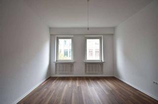 Wohnung mieten in Langemarktstraße 20, 46045 Altstadt-Mitte, Altbaucharme in zentraler Lage! Renovierte 3-Zi-Whg mit Balkon in Oberhausen