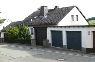 Haus kaufen in 95182 Döhlau, Schönes Zweifamilienhaus mit großem Garten & vielfältigen Nutzungs-/ Ausbaumöglichkeiten in Döhlau