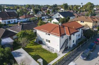 Haus kaufen in 85649 Brunnthal, LUXUSKLASSE: energieeffizientes Zweifamilienhaus in Brunnthal
