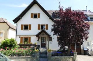 Mehrfamilienhaus kaufen in 79189 Bad Krozingen, Wohnhaus mit viel Platz und Gestaltungsmöglichkeiten