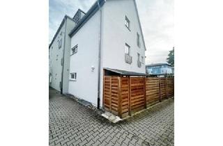 Wohnung kaufen in 90530 Wendelstein, 2-Zimmer-Erdgeschoss-Wohnung mit Terrasse, Garten und Carport