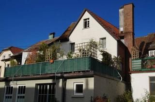 Haus kaufen in 72250 Freudenstadt, Ausbaufähiges Wohnhaus mit Gewerbefläche am unteren Marktplatz
