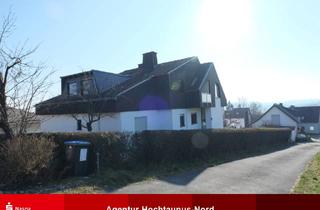 Haus kaufen in 61250 Usingen, Usingen: Top Zweifamilienhaus in ruhiger Feldrandlage!