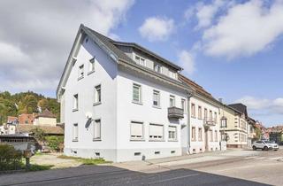 Mehrfamilienhaus kaufen in 79215 Elzach, Mehrfamilienhaus in zentraler Lage mit 3 WHE in 79215 Elzach