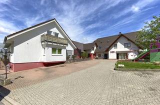 Haus kaufen in 79292 Pfaffenweiler, Wunderschönes EFH für eine große Familie oder Mehrgenerationenhaushalt in 79292 Pfaffenweiler