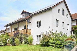 Haus kaufen in 91804 Mörnsheim, Gepflegtes Zweifamilienhaus in ruhiger Lage im Naturpark Altmühltal