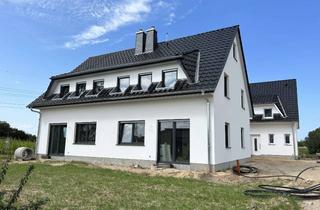 Doppelhaushälfte kaufen in Biestow Ausbau 54, 18059 Kritzmow, 3 bezugsfertige modern ausgestattete Doppelhaushälften in Rostock