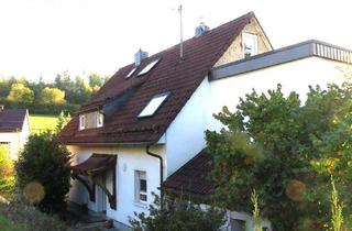 Haus kaufen in Siegener Straße 75, 57080 Siegen, Schönes Haus für die Familie in grüner Umgebung!